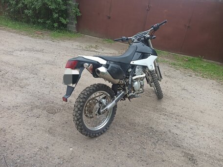2011 Kawasaki KLX 250, белый, 325000 рублей, вид 2