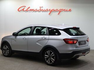 2019 Lada (ВАЗ) Vesta SW Cross I, серебристый, 790000 рублей, вид 4