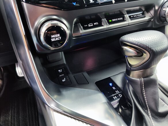 2022 Lexus LX 600 IV, чёрный - вид 18
