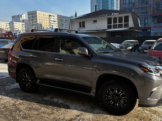 2020 Lexus GX 460 II Рестайлинг 2, серый, 9160000 рублей, вид 4