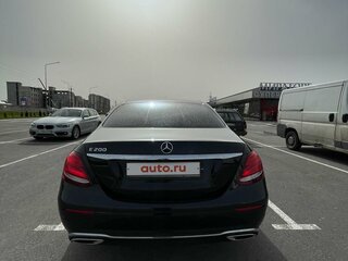 2016 Mercedes-Benz E-Класс 200 V (W213, S213, C238), зелёный, 2900000 рублей, вид 3