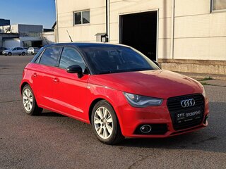 2014 Audi A1 I (8X), красный, 1055000 рублей, вид 3