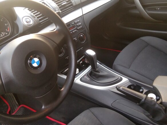2010 BMW 1 серии 116i I (E81/E82/E87/E88) Рестайлинг, чёрный, 1050000 рублей - вид 8