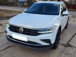 2021 Volkswagen Tiguan II Рестайлинг, белый, 3850000 рублей, вид 2