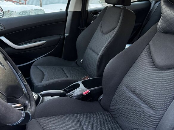 2008 Peugeot 308 I, серый, 630000 рублей - вид 6