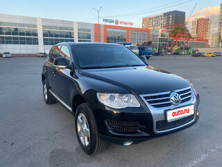 2008 Volkswagen Touareg I Рестайлинг, чёрный, 2400000 рублей, вид 3