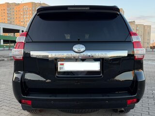 2015 Toyota Land Cruiser Prado 5-speed 150 Series Рестайлинг 1, чёрный, 4447000 рублей, вид 4