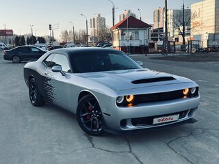 2021 Dodge Challenger III Рестайлинг 2, серебристый, 2750000 рублей, вид 3
