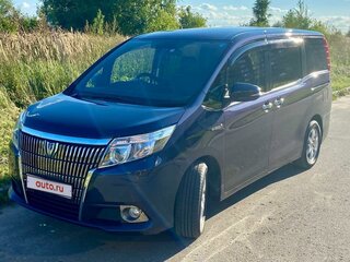 2017 Toyota Esquire I Рестайлинг, фиолетовый, 2500000 рублей, вид 2