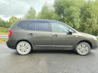 2011 Kia Carens II (UN), коричневый, 600000 рублей, вид 4