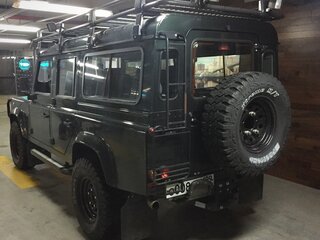 2010 Land Rover Defender 110 I Рестайлинг, зелёный, 7700000 рублей, вид 5
