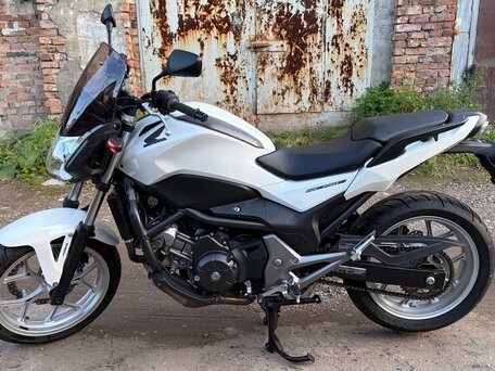 2016 Honda NC 750S, белый, 570000 рублей, вид 3