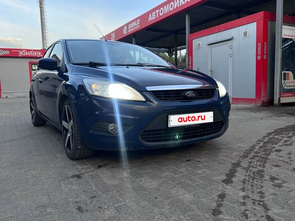 2011 Ford Focus II Рестайлинг, синий, 600000 рублей