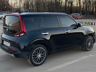 2019 Kia Soul III, чёрный, 1820000 рублей, вид 3