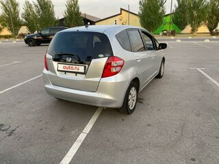 2008 Honda Fit II, серый, 650000 рублей, вид 3