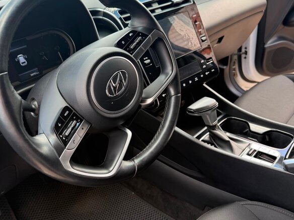 2023 Hyundai Tucson IV Рестайлинг, белый, 3600000 рублей - вид 6