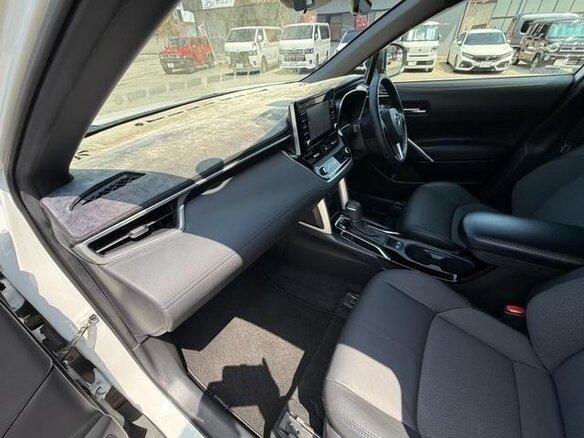 2023 Toyota Corolla Cross I, белый - вид 13