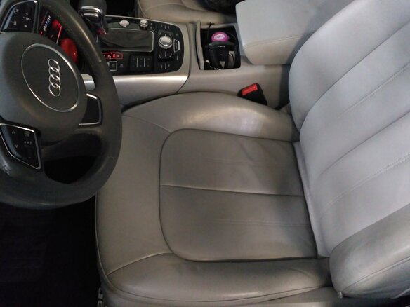 2011 Audi A6 IV (C7), серебристый - вид 13