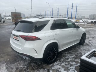 2021 Mercedes-Benz GLE 400 d II (V167), белый, 8300000 рублей, вид 3