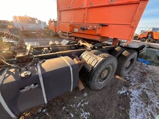 2008 КамАЗ 6460, оранжевый, 1700000 рублей, вид 4
