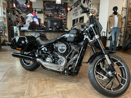 2021 Harley-Davidson Sport Glide, чёрный, 2950000 рублей, вид 4