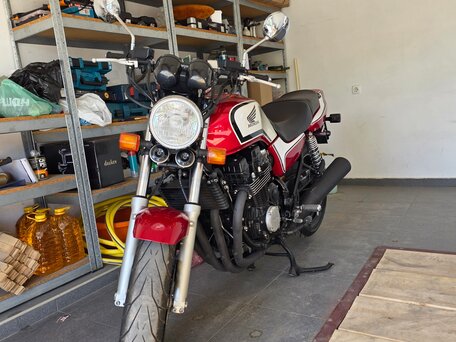 2008 Honda CB 750, красный, 400000 рублей, вид 4