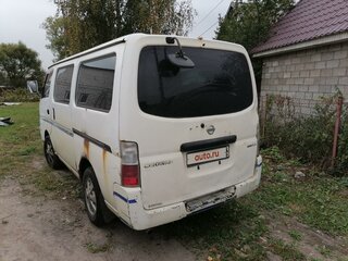 2001 Nissan Caravan IV (E25), белый, 592000 рублей, вид 3