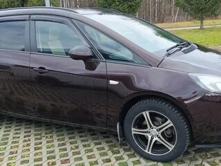 2013 Opel Zafira C, коричневый, 1050000 рублей, вид 3