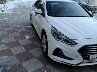 2019 Hyundai Sonata VII (LF) Рестайлинг, белый, 1650000 рублей, вид 3