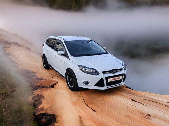 2014 Ford Focus III, белый, 800000 рублей