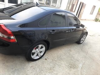 2004 Volvo S40 II, чёрный, 450000 рублей, вид 2