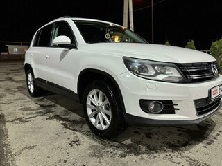 2012 Volkswagen Tiguan I Рестайлинг, белый, 1500000 рублей, вид 4