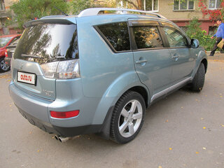 2007 Mitsubishi Outlander II, серый, 1200000 рублей, вид 2