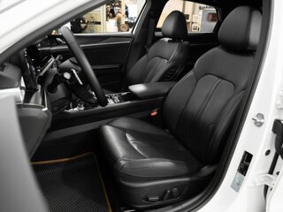 2021 Kia K5 III, белый, 2700000 рублей, вид 3