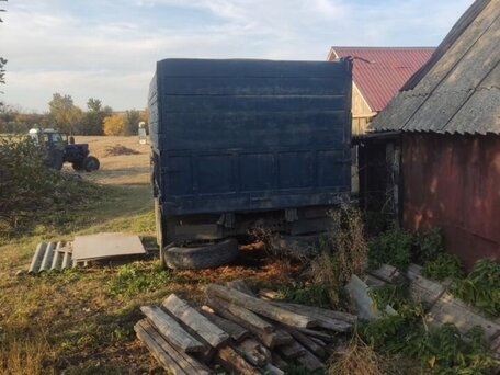 1988 КамАЗ 5320, серебристый, 500000 рублей, вид 3