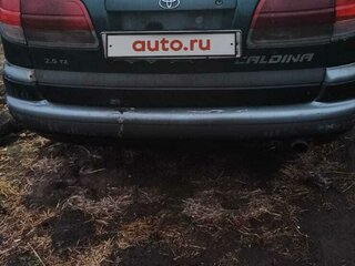 1996 Toyota Caldina I Рестайлинг, зелёный, 330000 рублей, вид 3