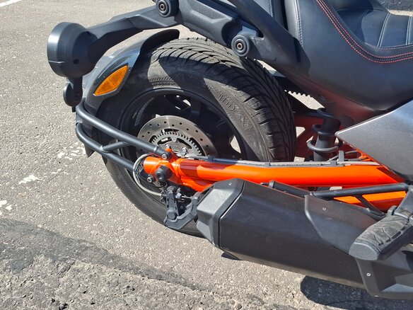 2015 BRP Can-Am Spyder, серый, 1890000 рублей - вид 22