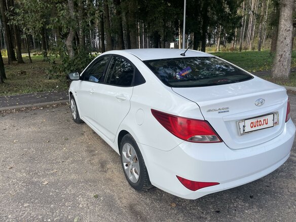 2016 Hyundai Solaris I Рестайлинг, белый, 1050000 рублей - вид 6