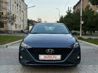 2022 Hyundai Solaris II Рестайлинг, белый, 1430000 рублей, вид 1