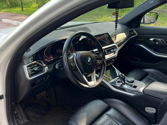 2019 BMW 3 серии 330i xDrive VII (G2x), белый, 3580000 рублей - вид 33
