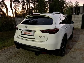 2017 Infiniti QX70, белый, 3900000 рублей, вид 2