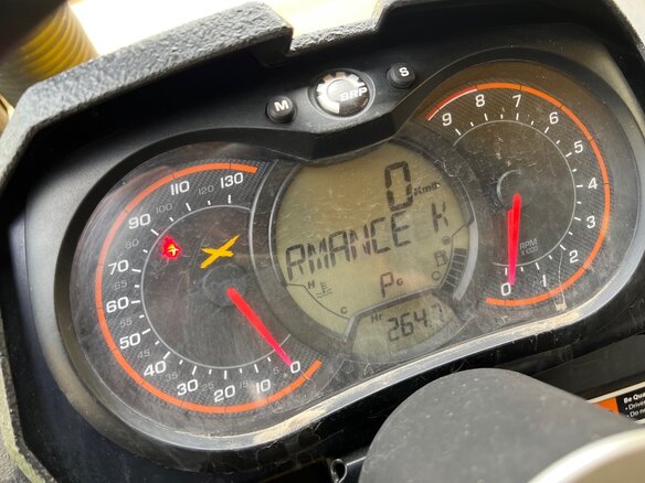 2013 BRP Can-Am Maverick 1000R, жёлтый, 1500000 рублей - вид 4
