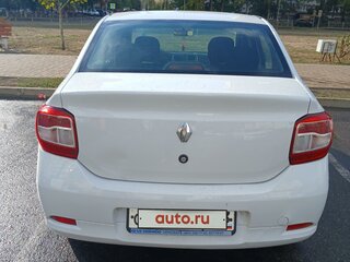 2017 Renault Logan II, белый, 520000 рублей, вид 3