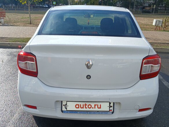 2017 Renault Logan II, белый, 520000 рублей - вид 2
