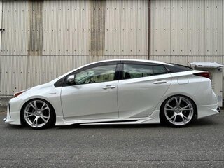 2022 Toyota Prius IV Рестайлинг (XW50), белый, 1410005 рублей, вид 5