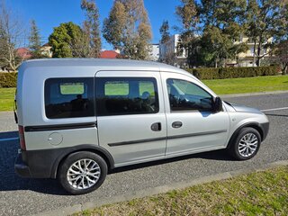 2008 Opel Combo C Рестайлинг, серебристый, 490000 рублей, вид 2