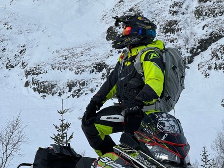 2020 BRP Ski-Doo Summit 850, красный, 1300000 рублей, вид 1