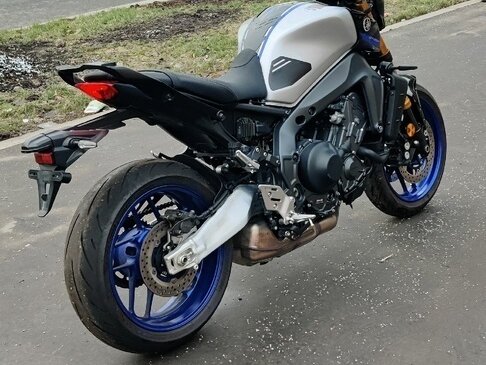 2021 Yamaha MT-09 (FZ-09), серый, 1150000 рублей - вид 1