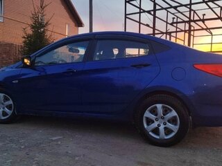 2011 Hyundai Solaris I, синий, 900000 рублей, вид 5