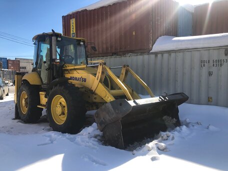 2010 Komatsu WB97S-5, 6100000 рублей, вид 1